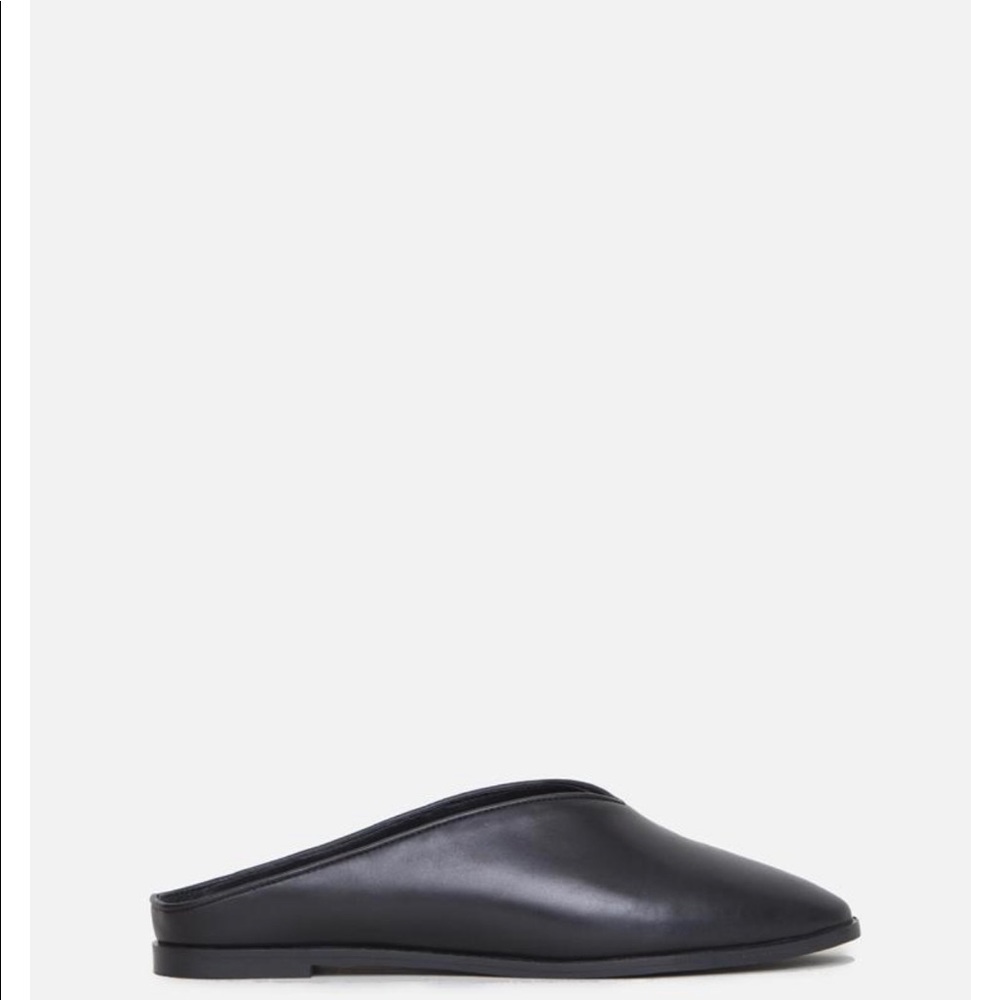 OAK
SEELEY MULE - BLACK